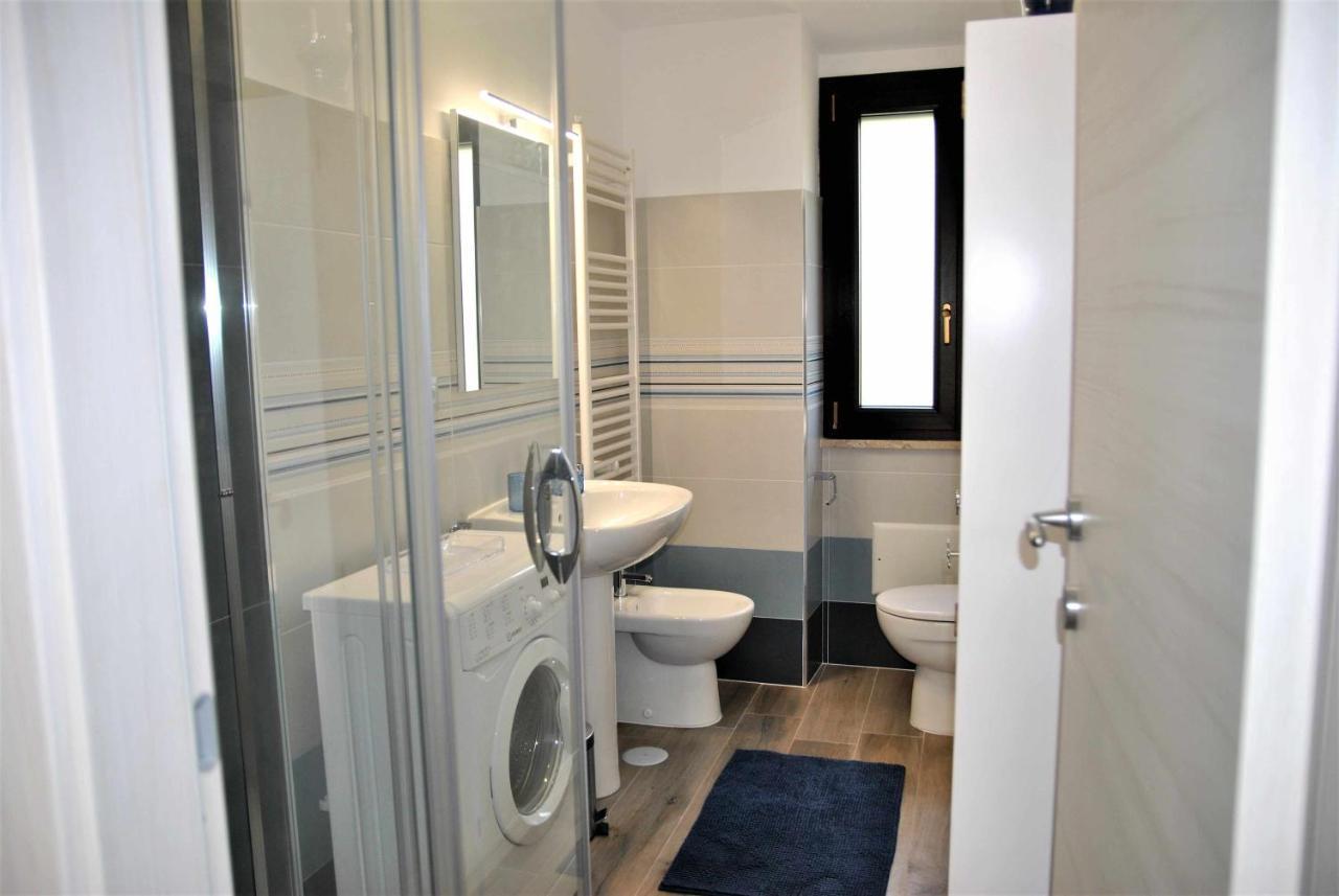 Apartamento Casa Dinky Attico Con Terrazza Vista Mare Formia Exterior foto